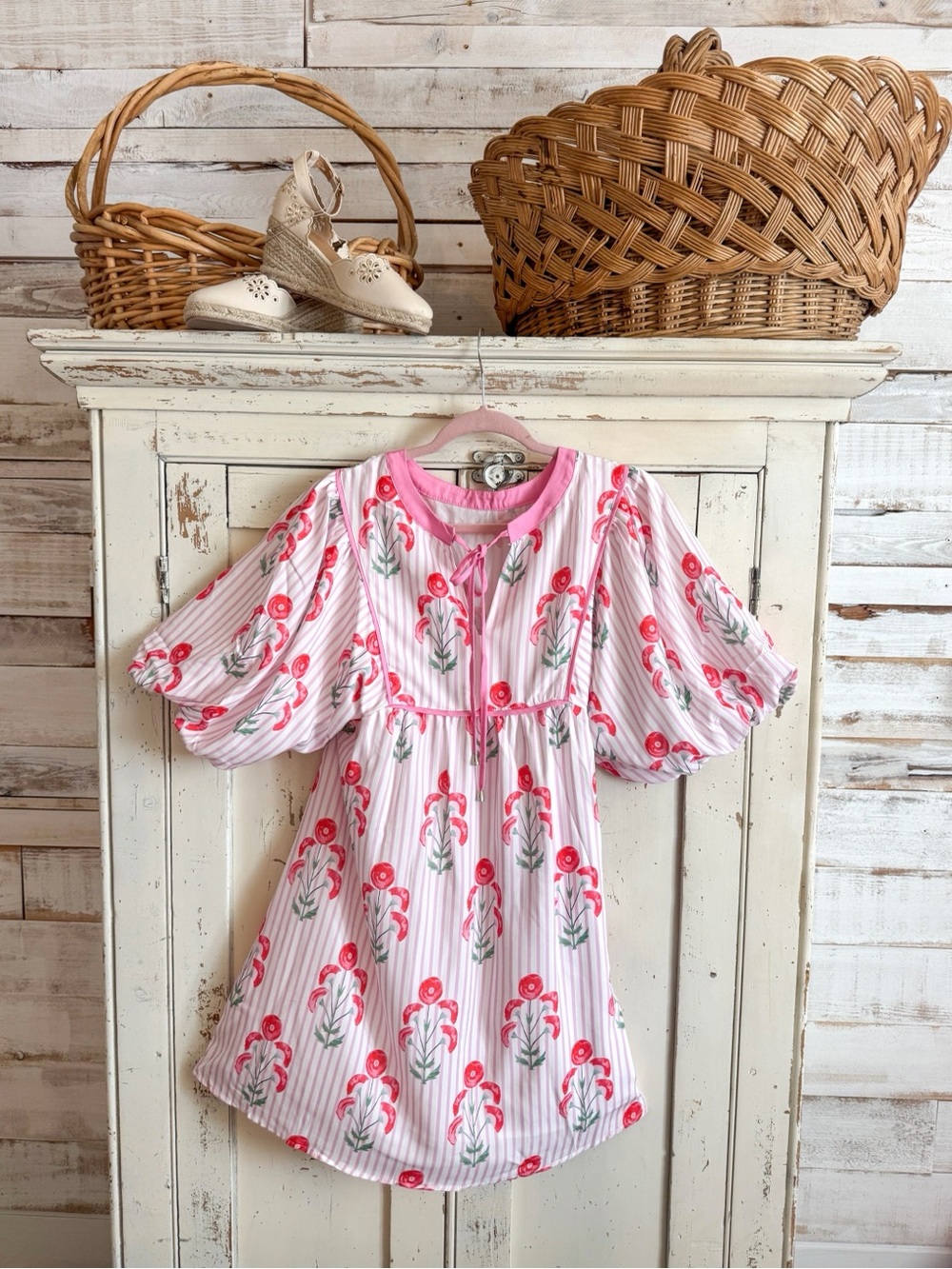 Pink Floral Puff-Sleeve  Dress